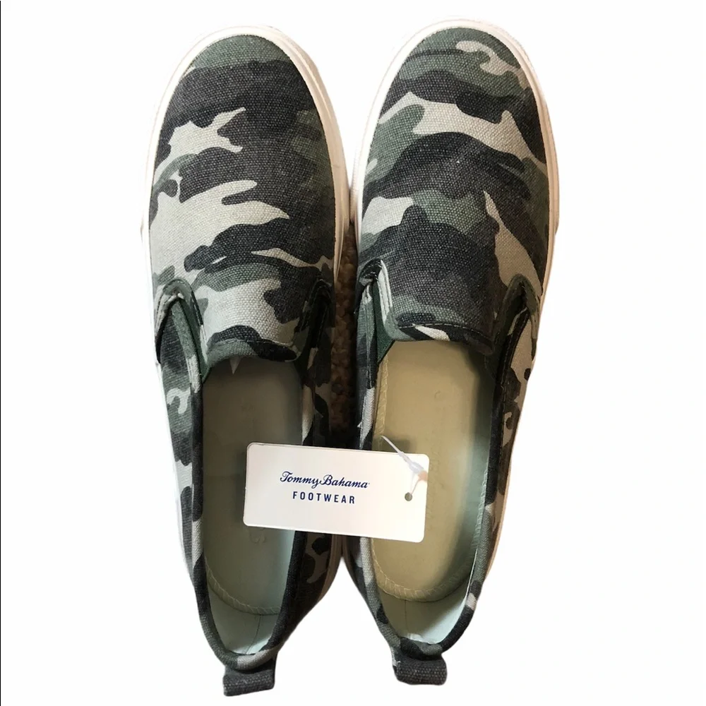 🆕 Tommy Bahama Camouflage Slip On Sneakers